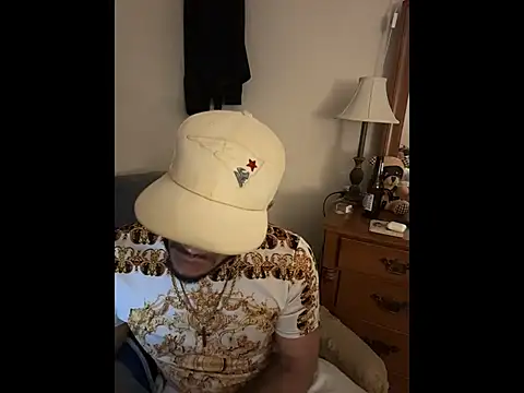 KySir1990 online show from February 2026 10:48:02 PM