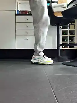 MASTERBULLY online show from September 2025 10:52:02 AM