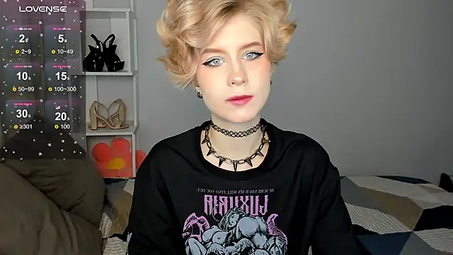 Angel Jules online show from September 2025 12:47:01 AM