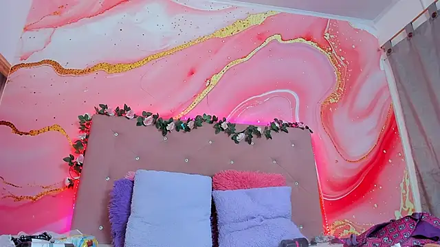 Snapshot of Taylor__cooper chatting on March 2025 10:17:02 PM Taylor cooper online show from March 2025 10:17:02 PM