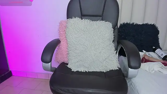 Marian Boobs online show from February 2026 08:16:01 PM