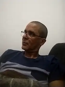 Snapshot of barboza991 chatting on March 2025 06:44:02 PM barboza991 online show from March 2025 06:44:02 PM