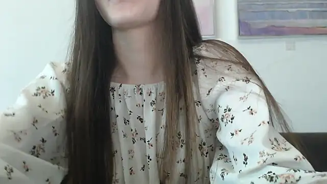 Snapshot of Effi_18 chatting on February 2025 05:04:02 PM Effi 18 online show from February 2025 05:04:02 PM