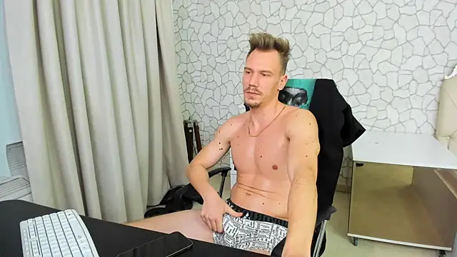 MateoBenjaminX online show from January 2025 10:24:01 PM