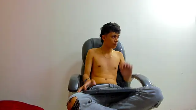 DamiBright online show from September 2025 07:25:01 PM