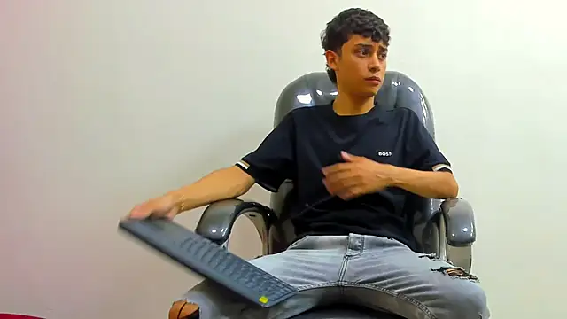 DamiBright online show from October 2025 06:17:02 PM