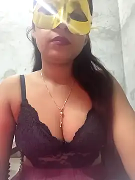 Shanaya Hotty online show from December 2024 05:52:01 PM