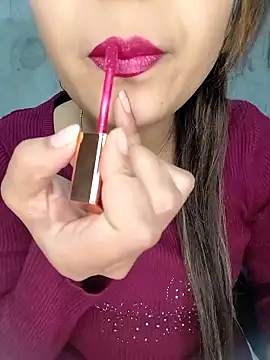 Shanaya Hotty online show from February 2025 06:20:02 PM