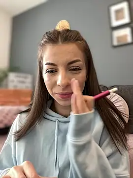 Mia Ethan online show from January 2025 08:25:01 AM