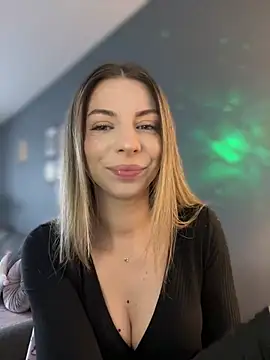 Mia Ethan online show from March 2026 08:37:02 AM