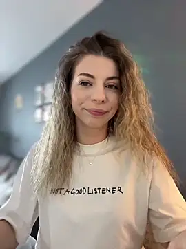 Snapshot of Mia_Ethan chatting on May 2026 09:28:02 AM Mia Ethan online show from May 2026 09:28:02 AM