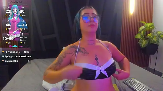Snapshot of Alahia_Dangelo chatting on December 2024 05:42:01 PM Alahia Dangelo online show from December 2024 05:42:01 PM