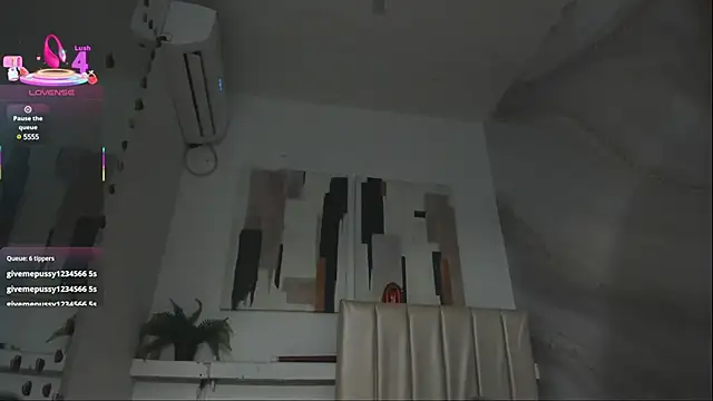 Snapshot of sandy_rivas chatting on February 2025 09:32:02 PM sandy rivas online show from February 2025 09:32:02 PM