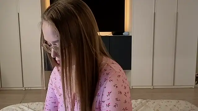 endlesssoffi online show from November 2025 08:22:02 PM