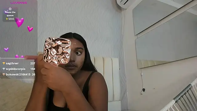 kayna gomez online show from September 2025 07:14:02 PM