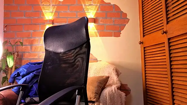 Dylanstonne online show from January 2026 02:28:01 AM