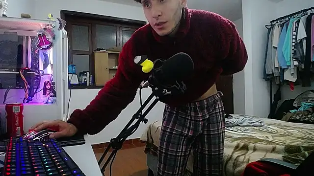 esjrobles online show from December 2024 06:16:02 AM