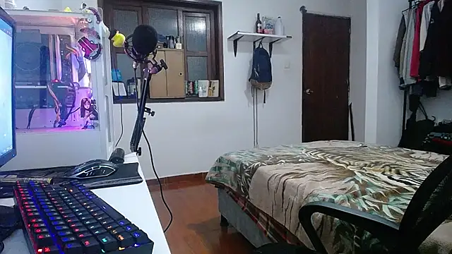 esjrobles online show from January 2025 08:46:02 AM