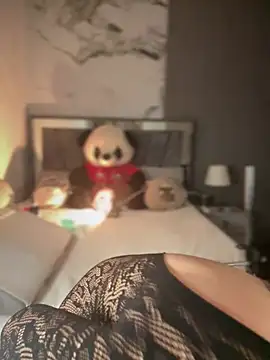 Pink Jazmin online show from March 2026 12:38:02 AM