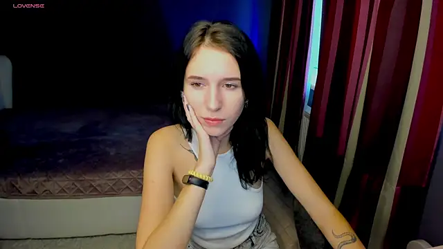 Snapshot of KarolinaBlacks chatting on December 2024 10:05:02 AM KarolinaBlacks online show from December 2024 10:05:02 AM