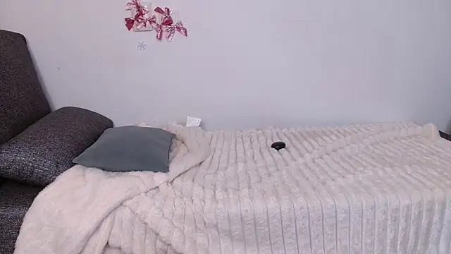 bellaa love  online show from March 2026 12:15:01 AM