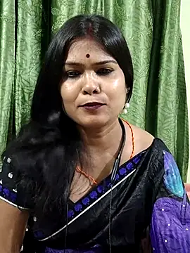 yoursweety09 online show from November 2025 01:43:02 PM