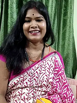 yoursweety09 online show from November 2025 01:49:02 AM