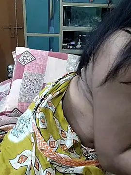 yoursweety09 online show from February 2026 06:26:01 AM