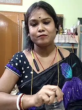 yoursweety09 online show from May 2026 02:14:01 PM