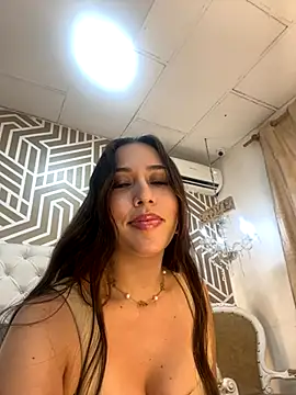 SashaDurante online show from November 2025 07:27:01 PM