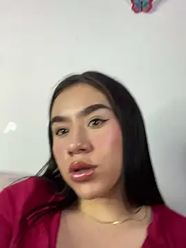 Snapshot of Im_Valen_Cute chatting on January 2025 10:33:02 PM Im Valen Cute online show from January 2025 10:33:02 PM