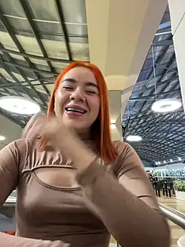 Snapshot of Im_Valen_Cute chatting on February 2025 12:47:02 AM Im Valen Cute online show from February 2025 12:47:02 AM