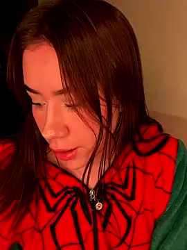 Snapshot of Im_Valen_Cute chatting on September 2025 04:58:02 AM Im Valen Cute online show from September 2025 04:58:02 AM