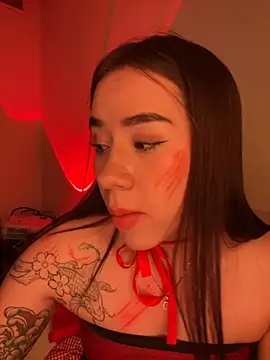 Snapshot of Im_Valen_Cute chatting on November 2025 04:36:01 AM Im Valen Cute online show from November 2025 04:36:01 AM