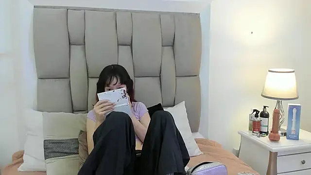 Snapshot of Nastya_Fantasy chatting on December 2024 07:32:01 PM Nastya Fantasy online show from December 2024 07:32:01 PM