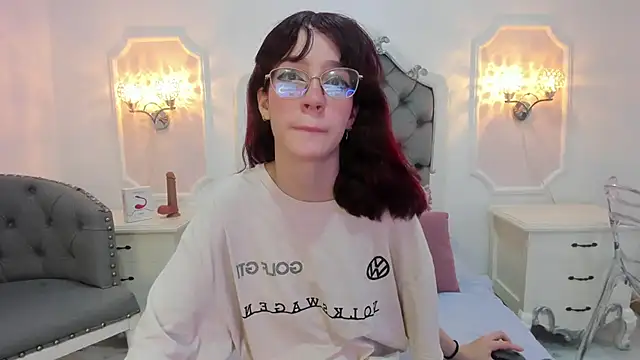 Snapshot of Nastya_Fantasy chatting on February 2025 11:19:02 AM Nastya Fantasy online show from February 2025 11:19:02 AM