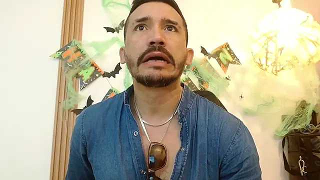 Reiko 85  online show from October 2025 02:40:01 PM