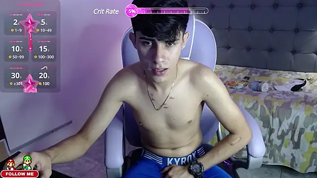 Dyla n18 online show from February 2025 10:24:01 PM