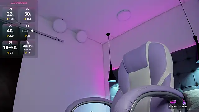 Dyla n18 online show from September 2025 10:31:01 PM