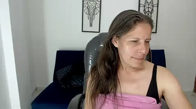 Milf karlye online show from December 2024 08:15:02 AM