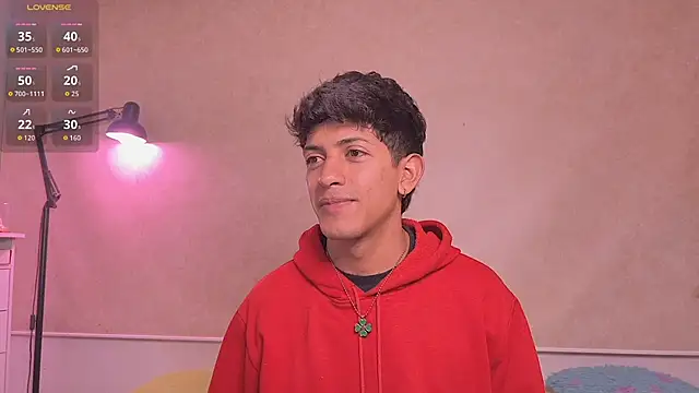 Snapshot of teobowny_ chatting on June 2026 11:31:01 PM teobowny online show from June 2026 11:31:01 PM