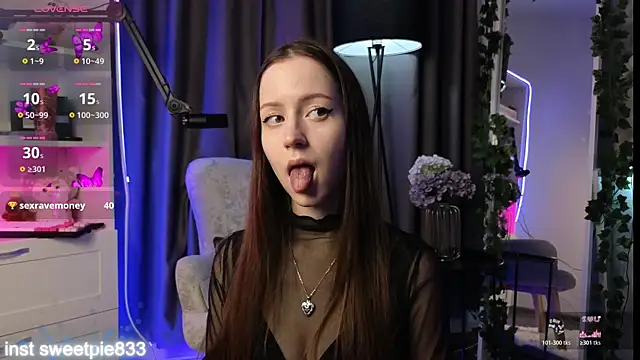 Anal Girl  online show from March 2026 04:34:02 PM