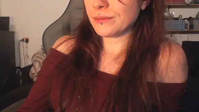 complicata mente online show from January 2025 05:29:01 AM