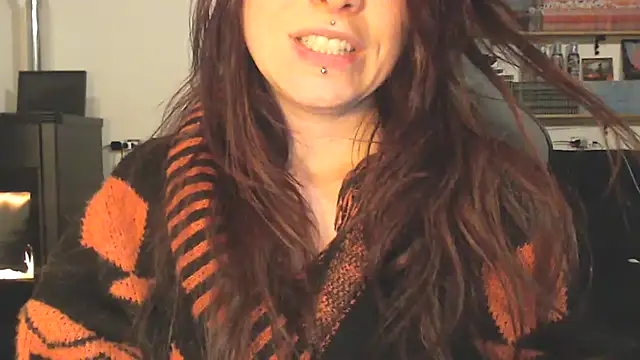 complicata mente online show from March 2025 05:39:01 PM