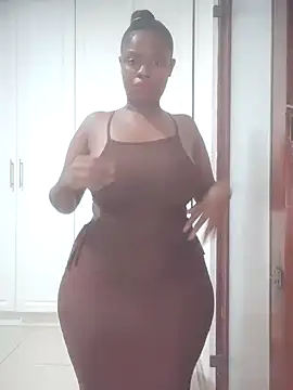 Snapshot of Luciouslips00 chatting on December 2024 06:45:02 PM Luciouslips00 online show from December 2024 06:45:02 PM
