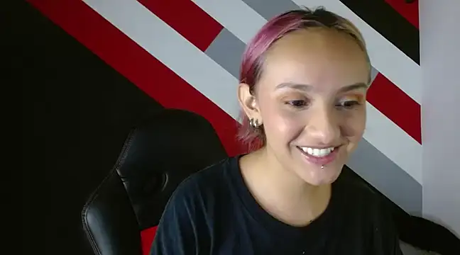 Alterego1   online show from December 2024 06:04:02 PM