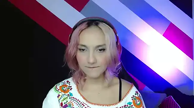 Alterego1   online show from December 2024 06:05:02 PM