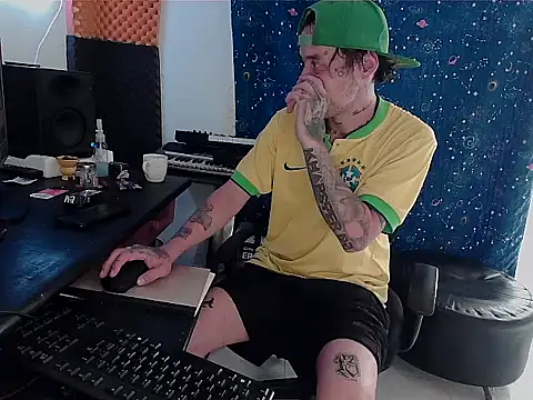 Snapshot of patrik_tattoo_ chatting on March 2025 08:22:01 PM patrik tattoo online show from March 2025 08:22:01 PM