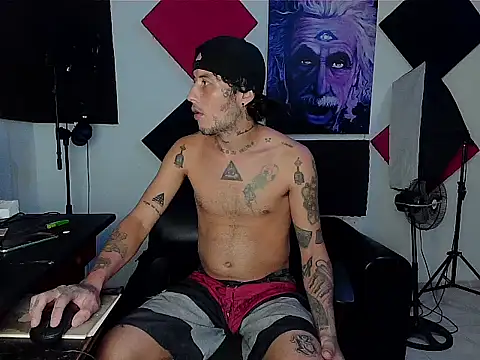 Snapshot of patrik_tattoo_ chatting on September 2025 03:21:01 AM patrik tattoo online show from September 2025 03:21:01 AM