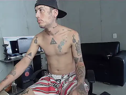 patrik tattoo  online show from February 2026 04:27:02 PM